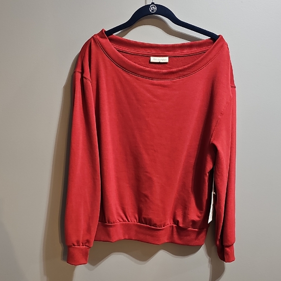 78 & Sunny Red Women's One Shoulder Sweatshirt - Picture 1 of 4